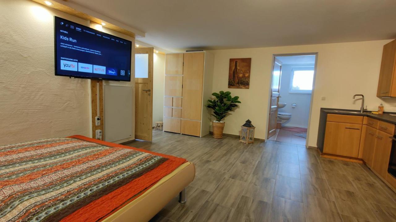 Appartment Im Seeblick Bodenwohr Bagian luar foto